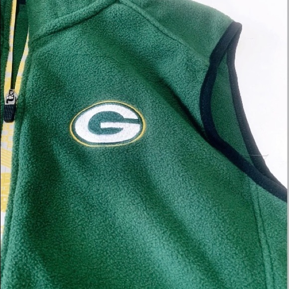 Green Bay Packers NFL Full-Zip Fleece Vest - Picture 6 of 7